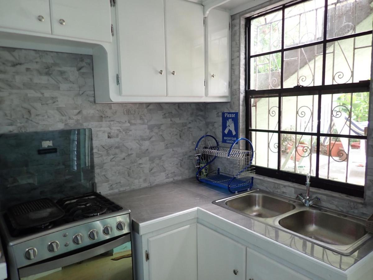 קסטריס Urban Oasis Apartment מראה חיצוני תמונה